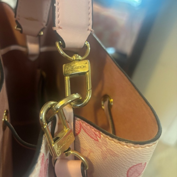 Louis Vuitton Takashi Murakami Cherry Blossom Monogram Pink - Picture 6 of 9